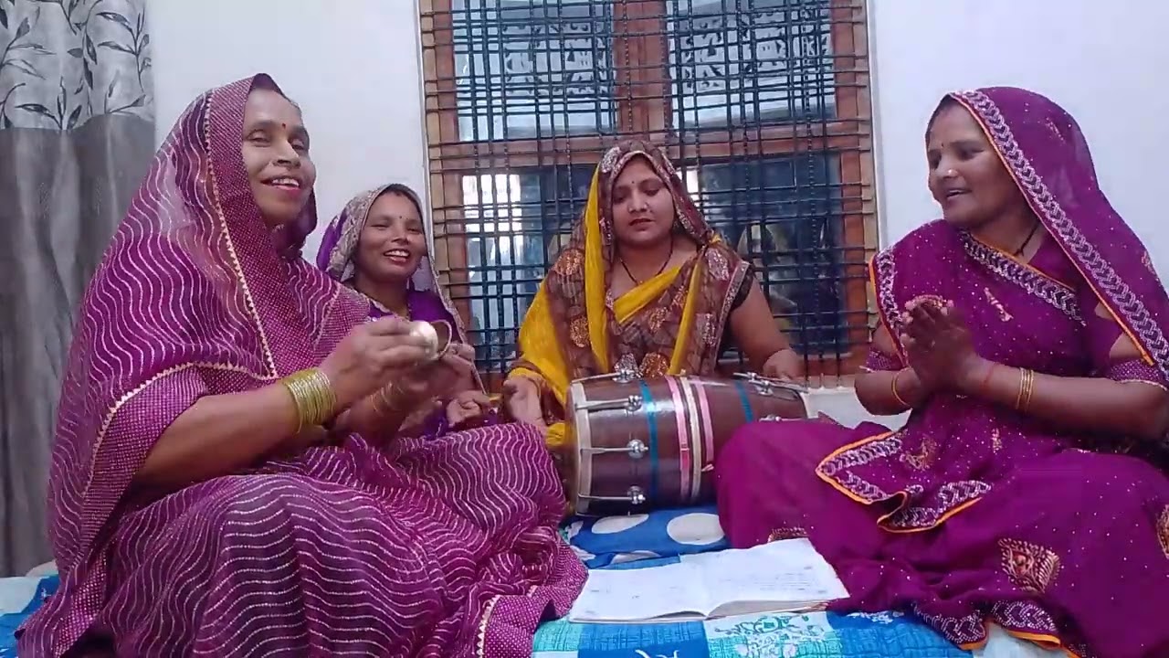 जामुन है काले काले, सखी री मैं तो खूब ललचाई.😋😋😋😋😋#funny#comedy#video #like # comment #subscribe...😜💯
