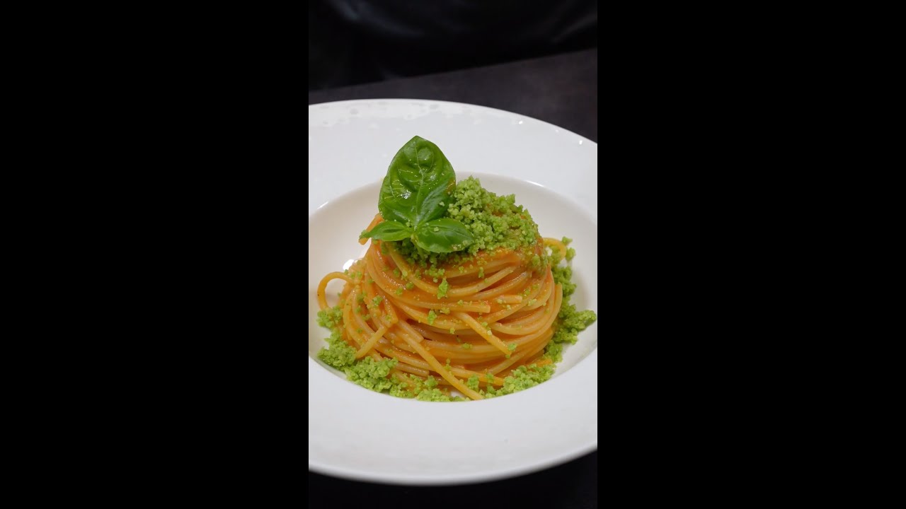 Spaghetti with Tomato Sauce 🍝🍅🌿🧀 #asmr #recipe #giallozafferanolovesitaly