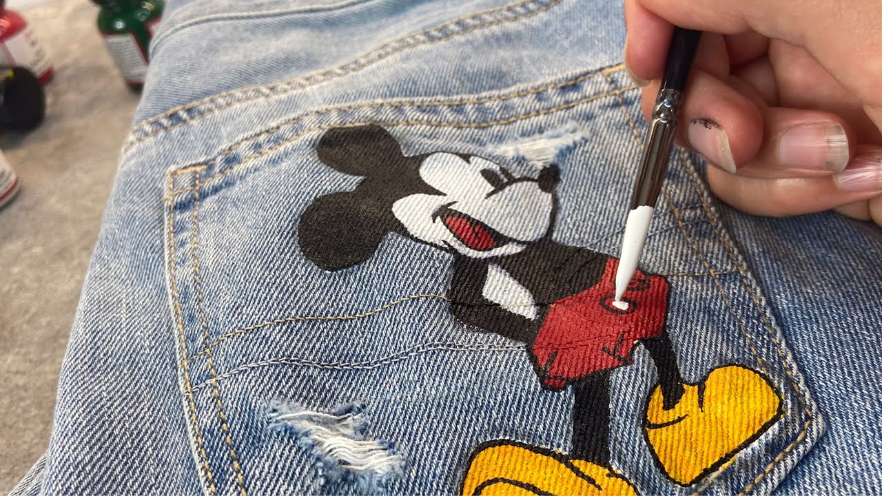 I Painted Mickey Mouse on a Pair of Denim JEANS!!🎨👖