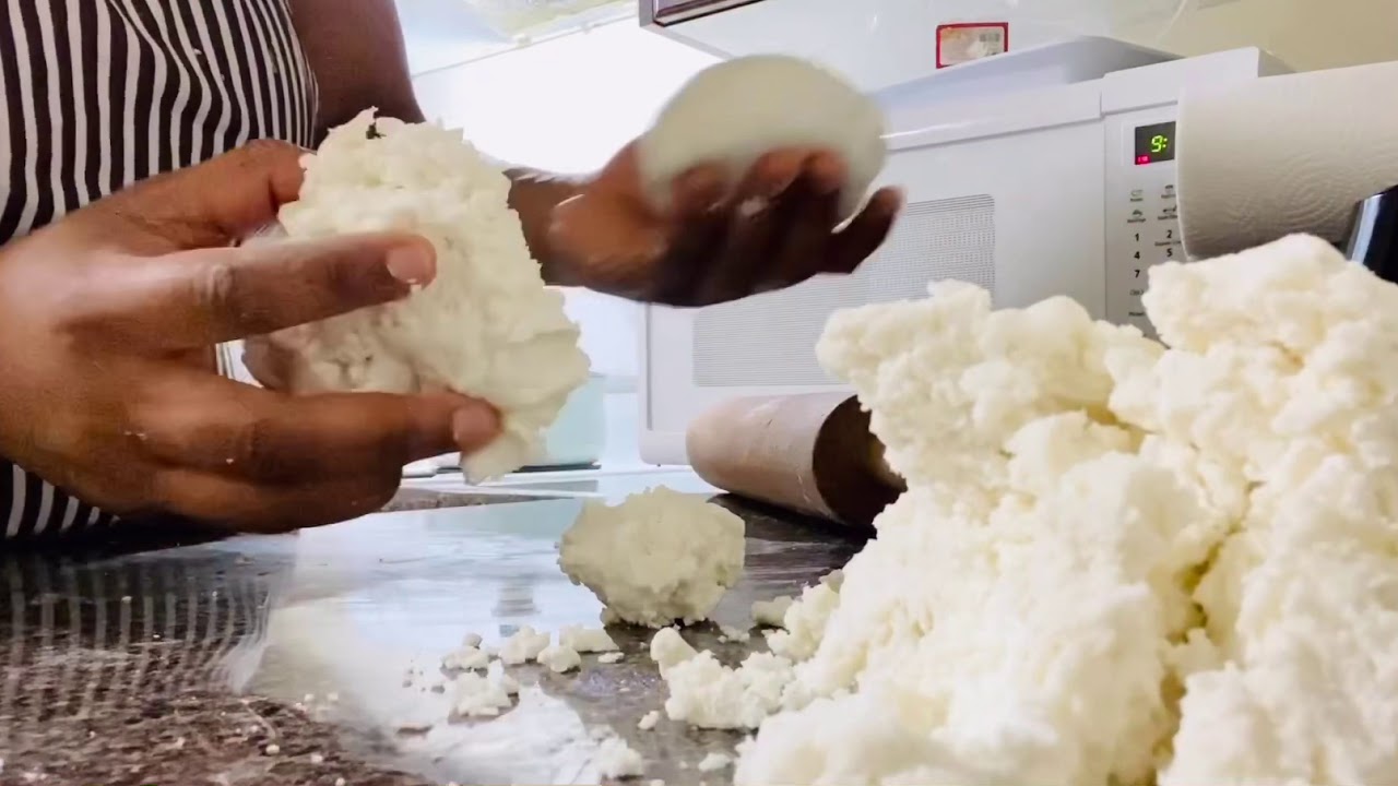 Kuanga/baton de manioc/ cassava bread