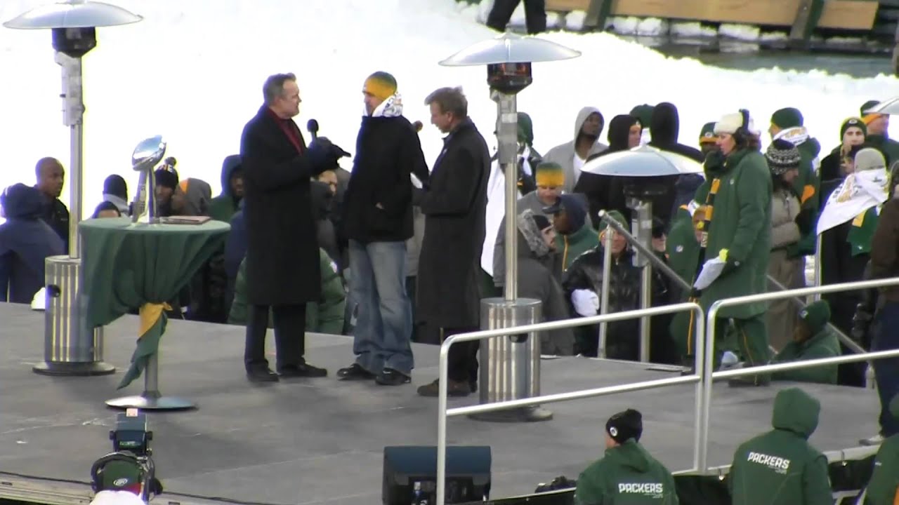 Return to Titletown - Aaron Rodgers