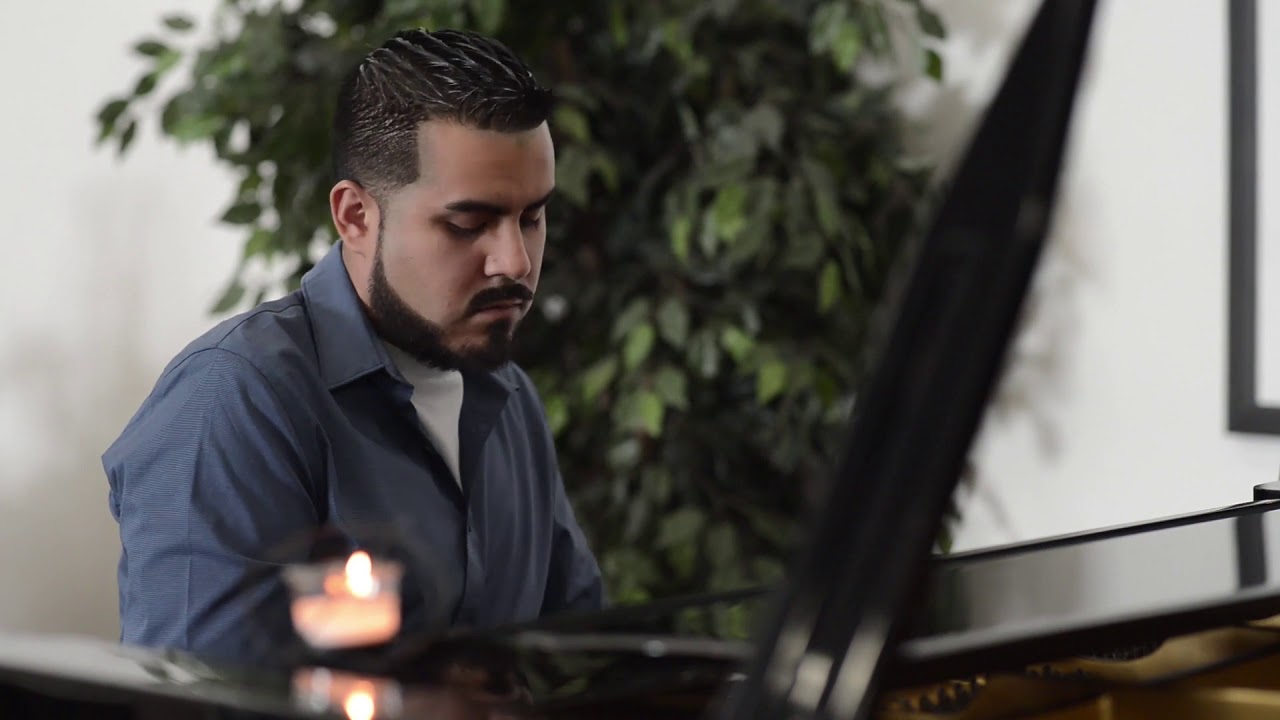 Distant Memory - Philip Wesley (cover)