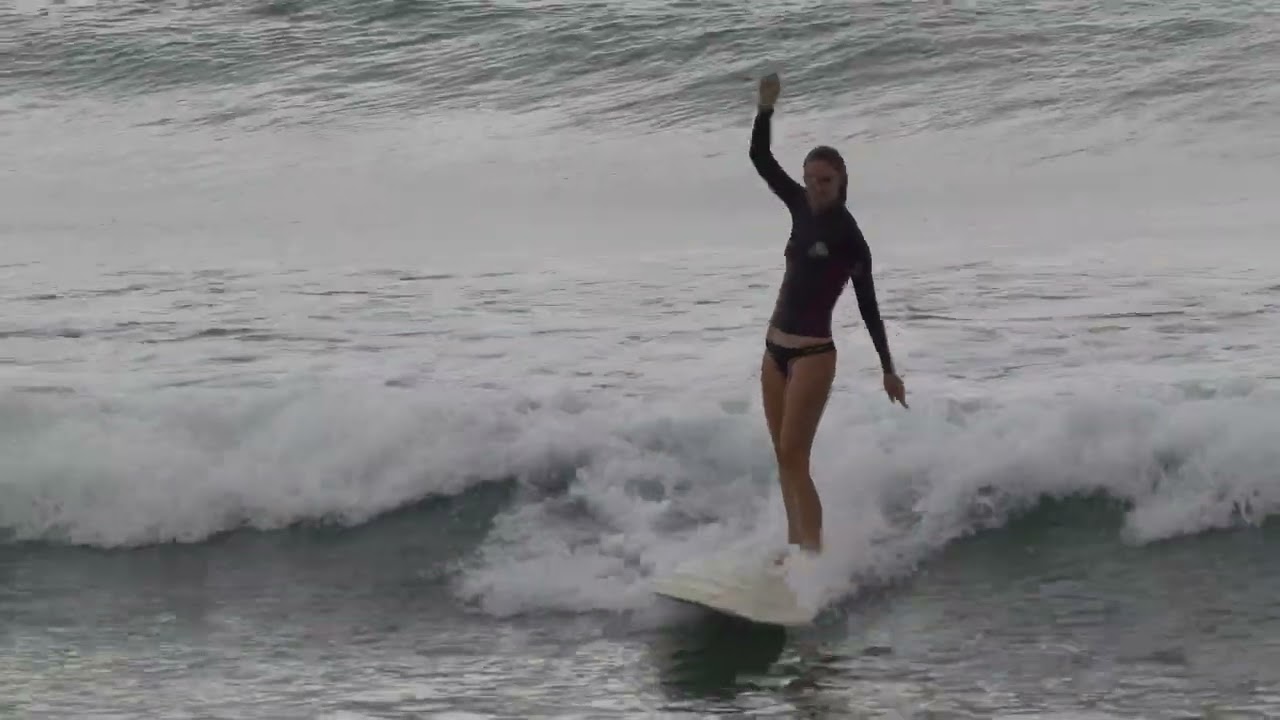 Diggers Beach Coffs Harbour early morning Australian Longboard surfing. Free Surfing. RAW Sound