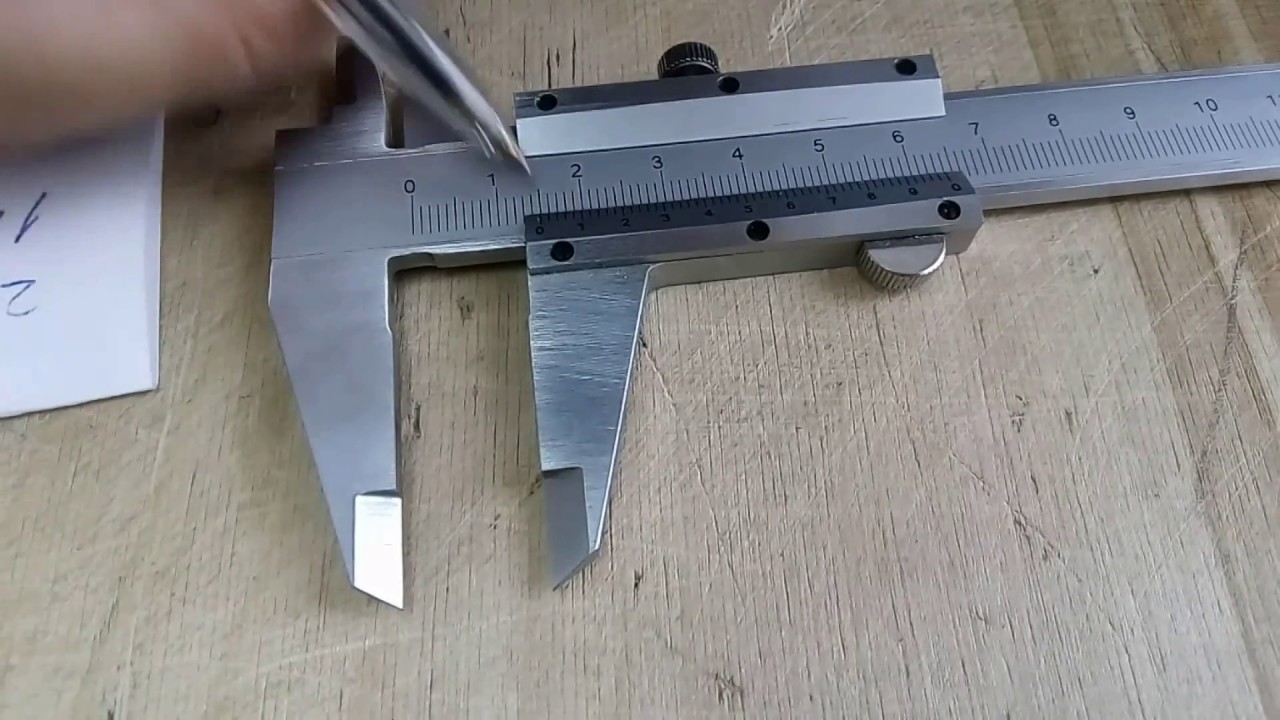 Измерение детали штангенциркулем