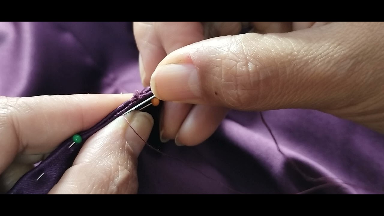 Ponto invisível ou escondido. Feito a mão, linha simples