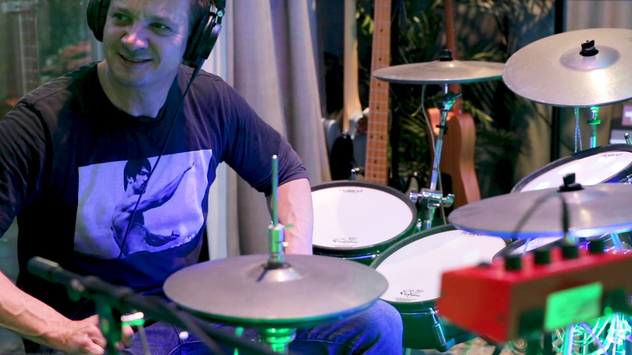 Jeremy Renner In His Home Studio