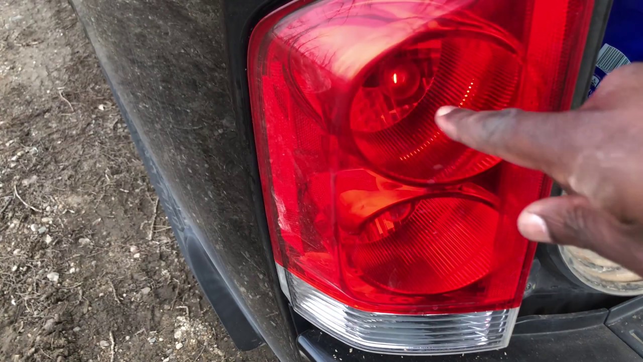 Nissan Armada Bulb Light Change I Bulb 3156