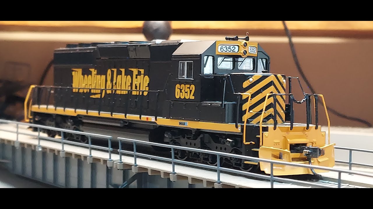 Bachmann SD40-2 DCC install
