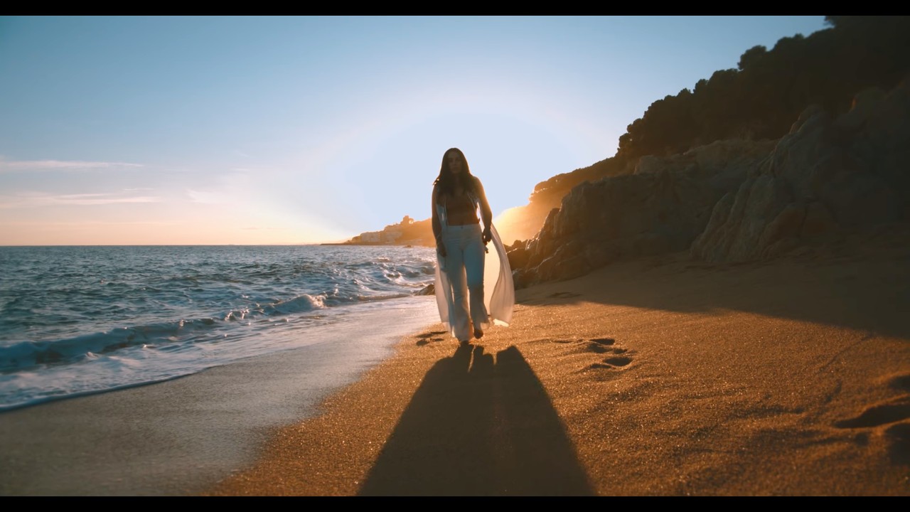 Nadar - Raquel Brandía (Videoclip Oficial)