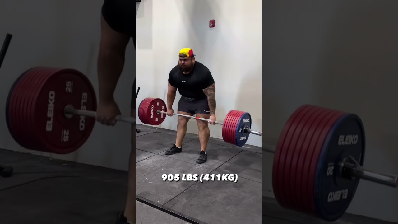 Ridiculously easy 411kg NO STRAPS Deadlift by Powerlifter Jesus Olivares 😱