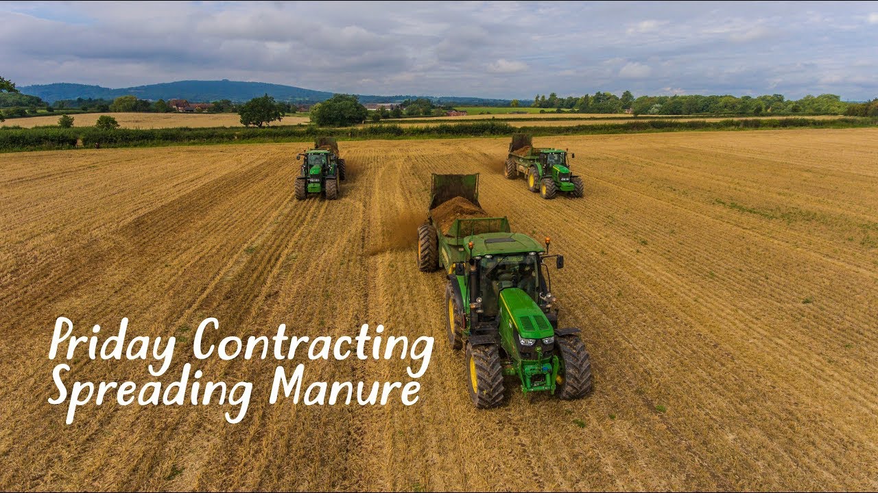 Priday Contracting - Spreading Manure
