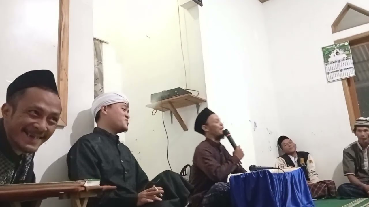 Rutinan malam Jum'at majelis Nuurul Kamil hbt Cariu sumedang 