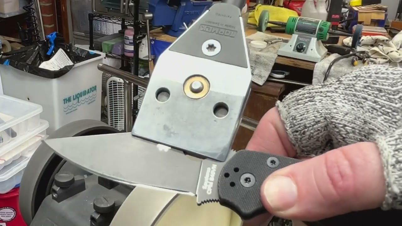 Box 2 Spyderco Paramilitary & Japanese kitchen Knives Box