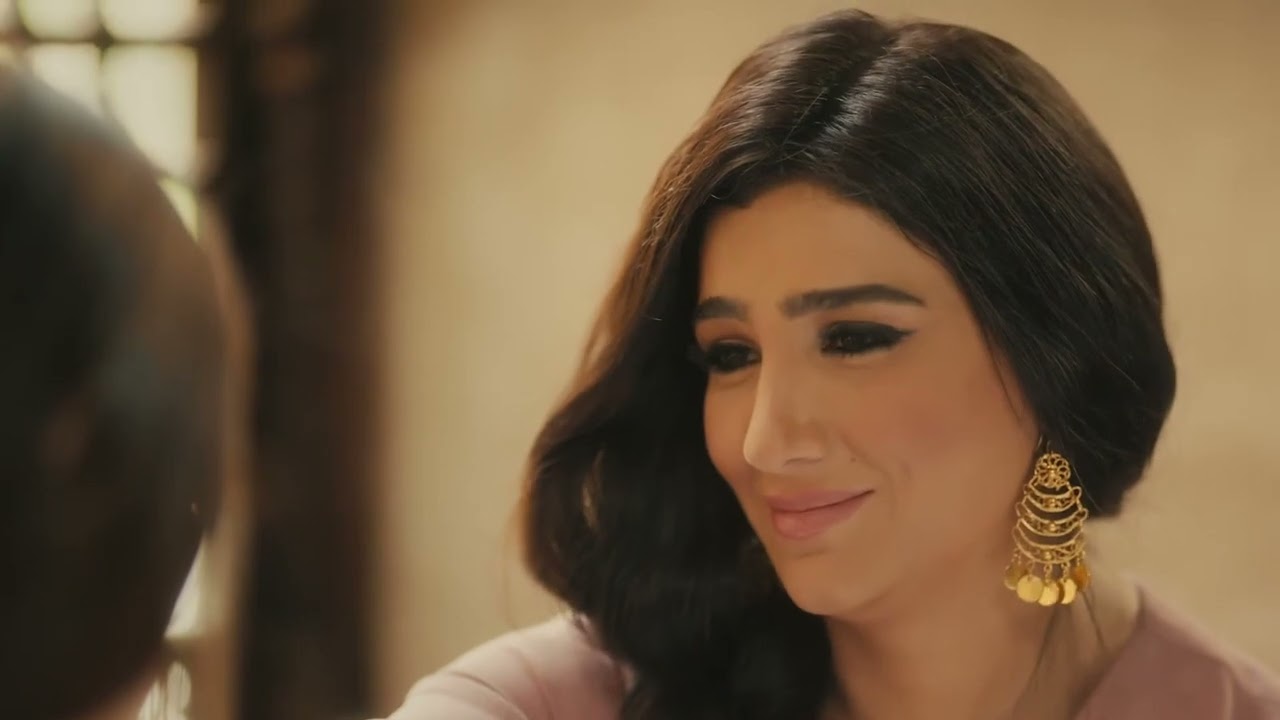ليل بتحاول تاخد نورا في صفها