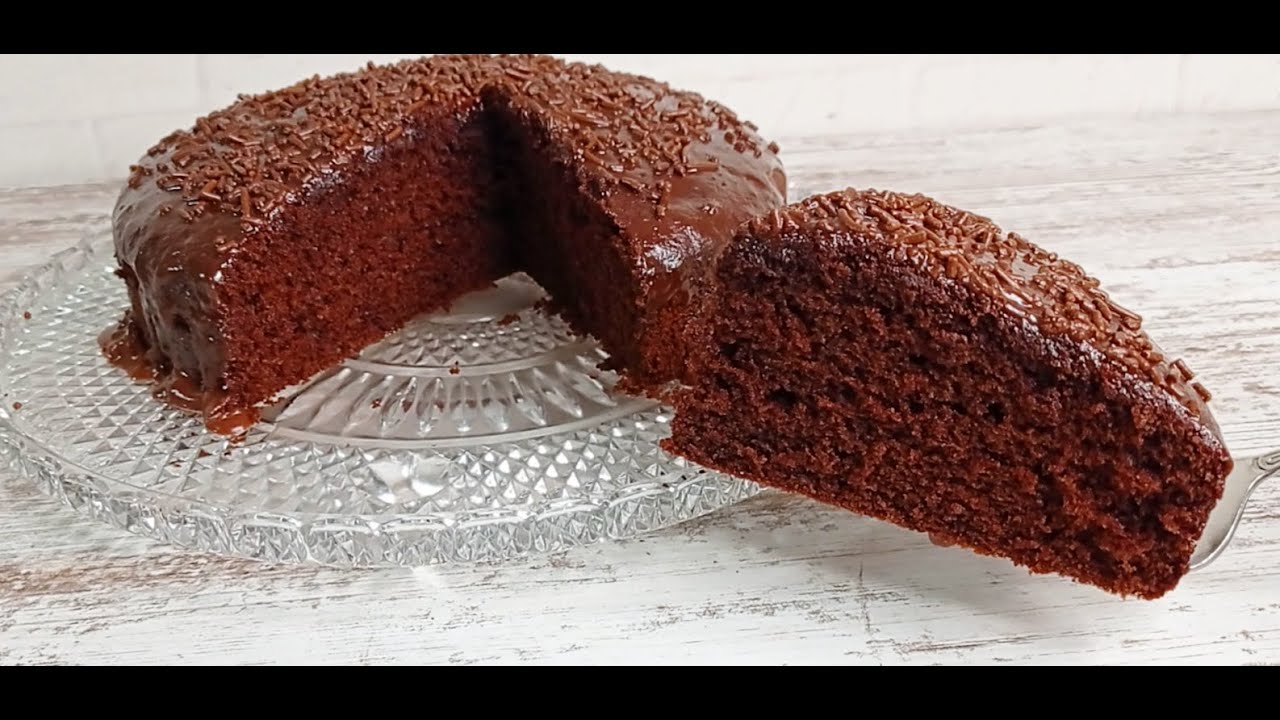 Получается всегда! Очень сочный и быстрый ШОКОЛАДНЫЙ ПИРОГ! ВКУСНО и ПРОСТО !
