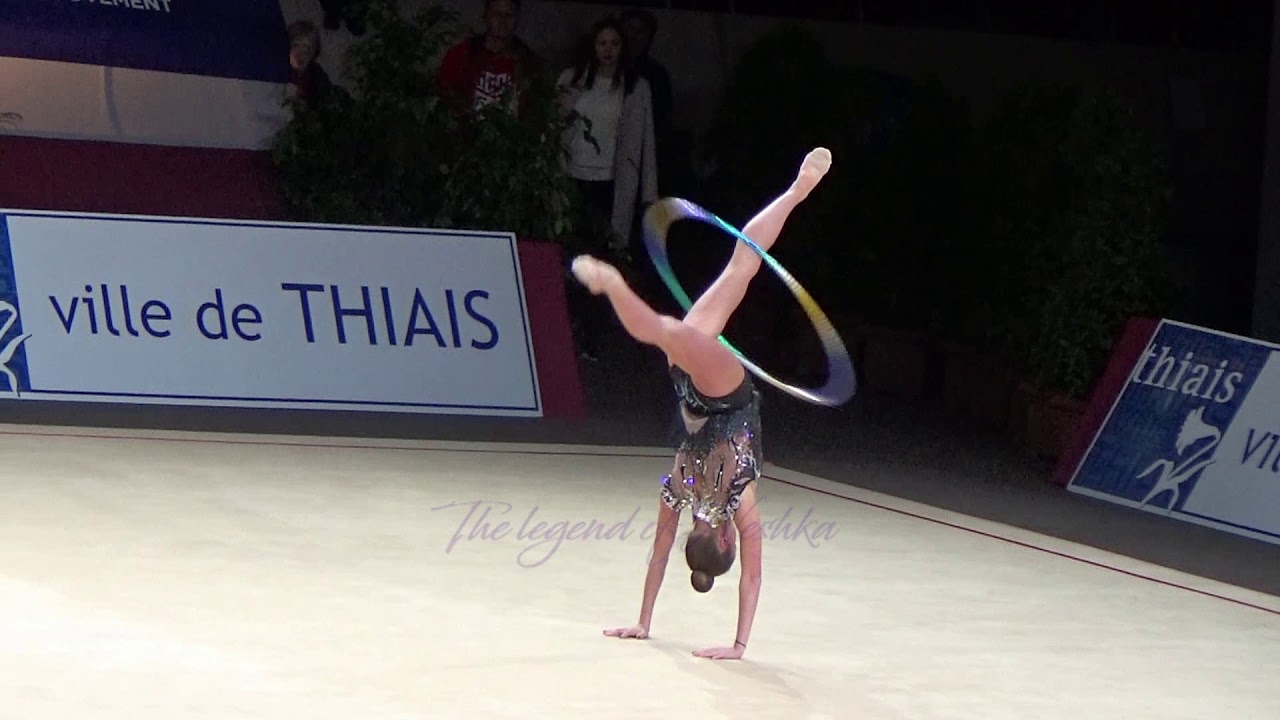 Yulia BRAVIKOVA (RUS) hoop - 2017 Thiais AA