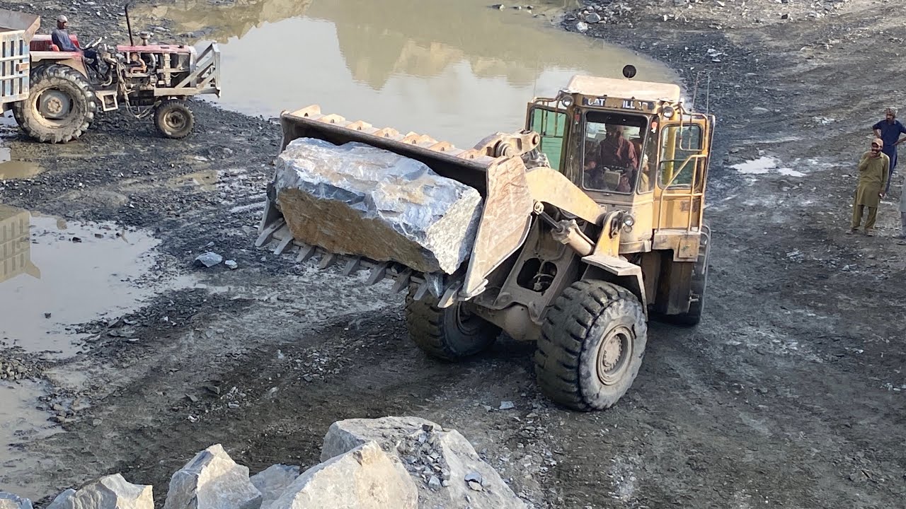 Caterpillar vs Giant Rocks – Who Wins?