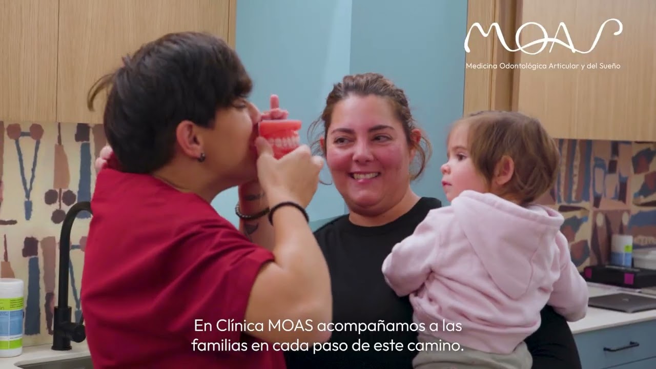 Cuida la salud de tus HIJOS con la ODONTOPEDIATRÍA en MOAS - Santiago de Compostela