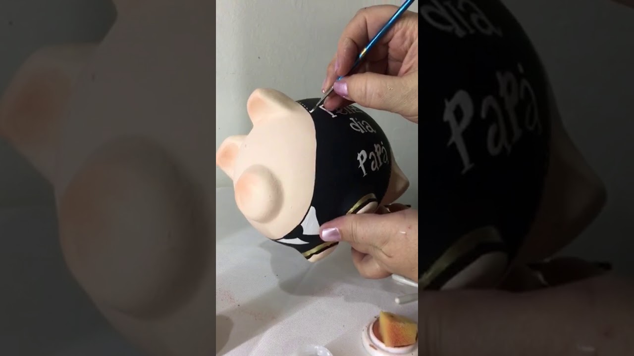 Cerdito mostacho