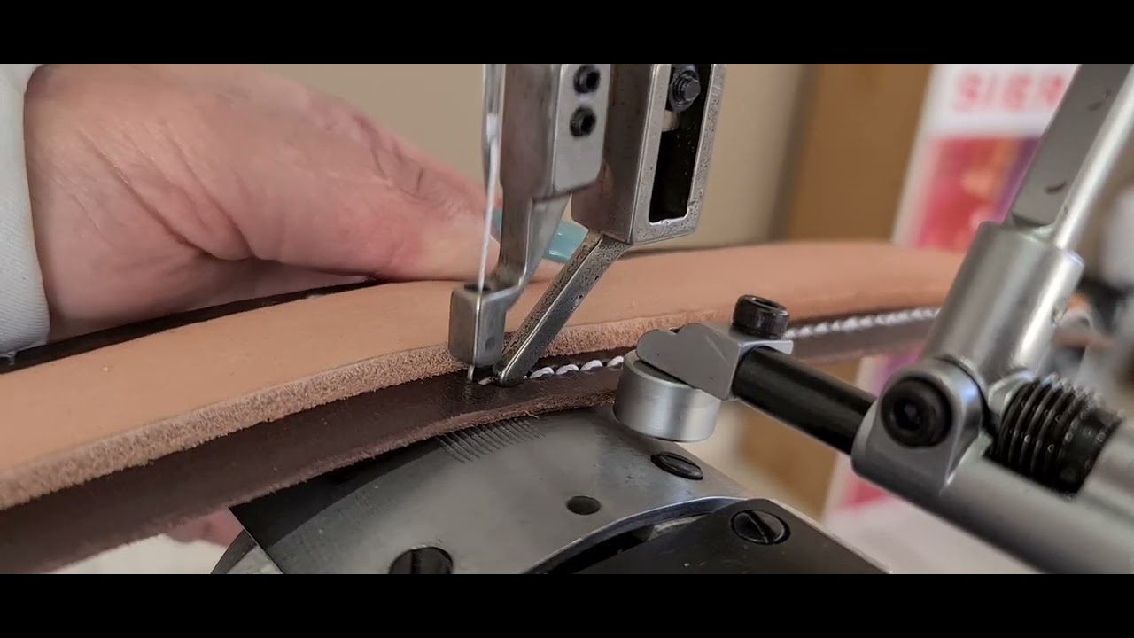 Hightex / Cowboy CB 4500 Extra Heavy Duty Leather Sewing Machine With In-Line Presser Foot Set