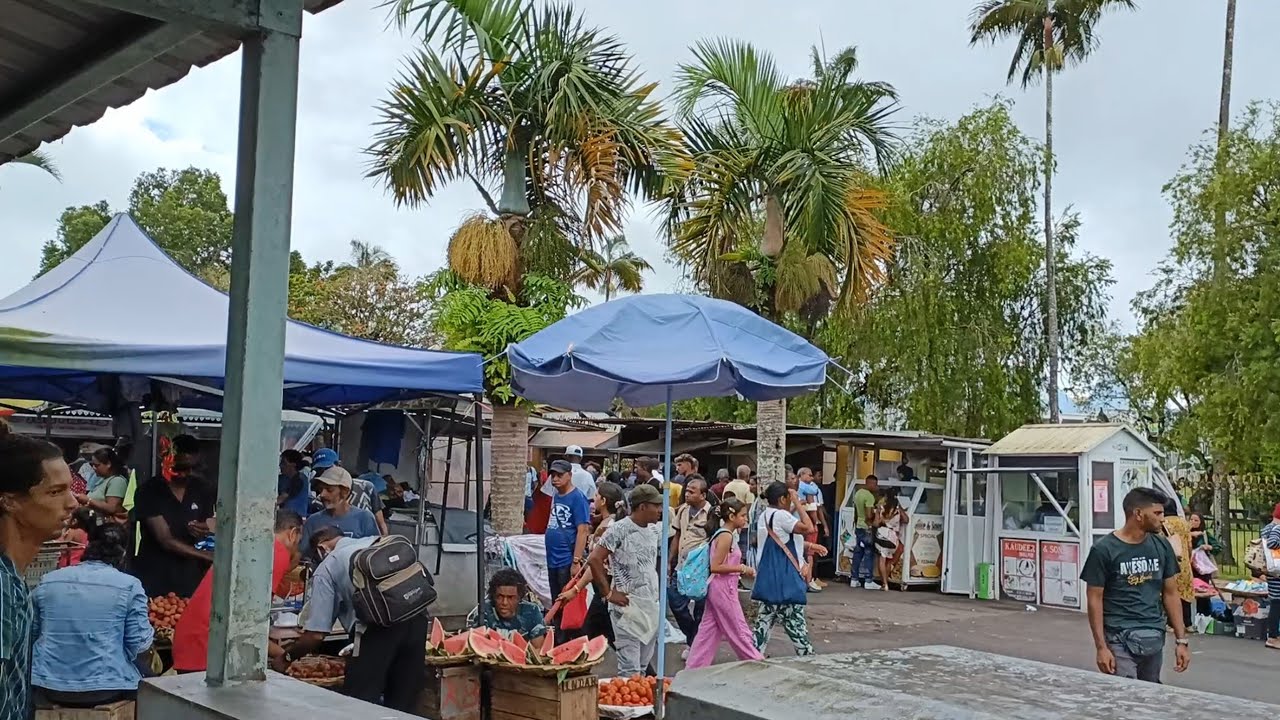 25 minutes Walking tour in Curepipe City 🇲🇺