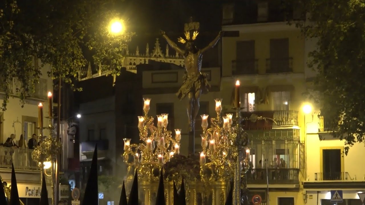 El CACHORRO en el Baratillo /Santo Entierro Grande Sevilla 2023
