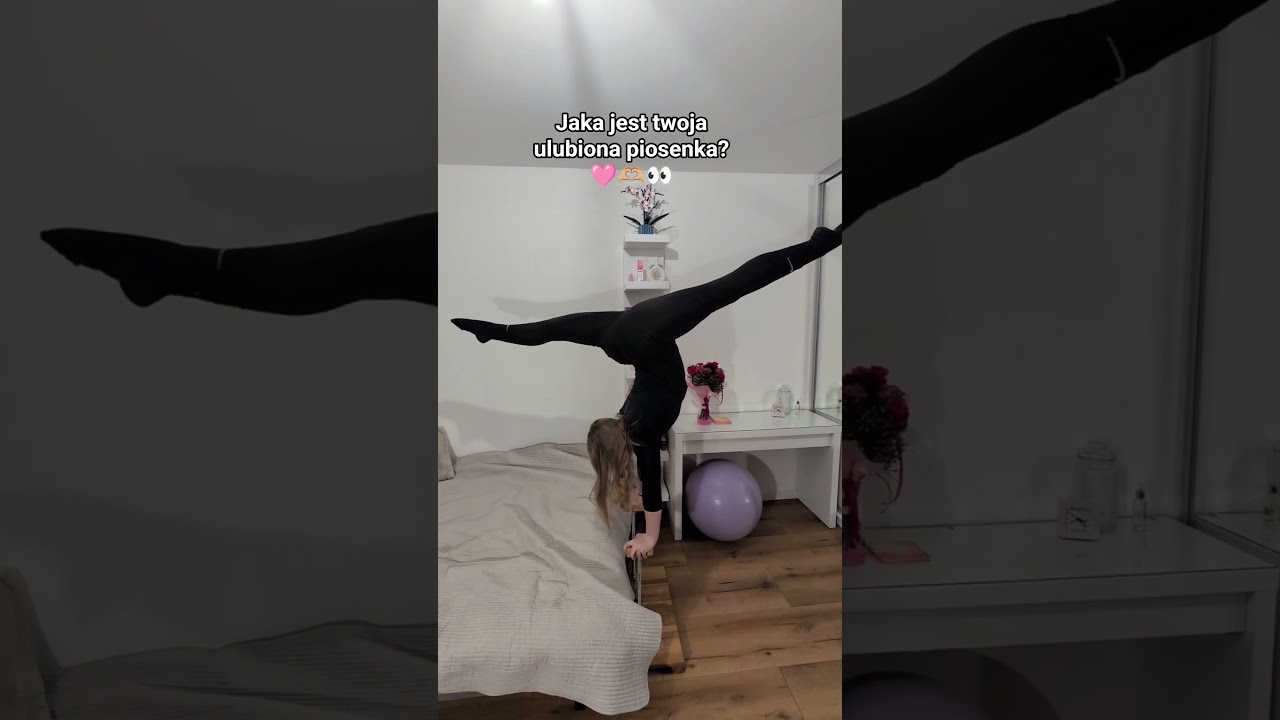 za niedługo będzie vlog👀💖🩷 #viralvideo #split #siłownia #taniec #motywacja #akrobatyka #trendy #sport