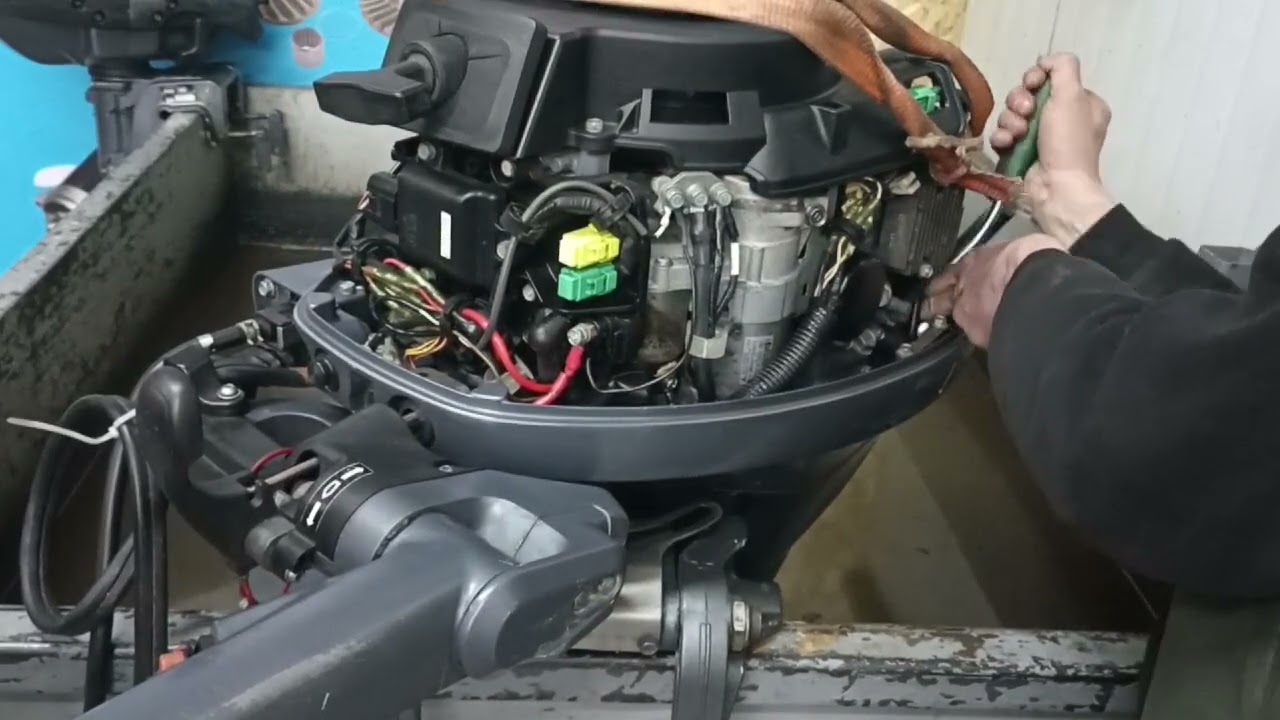 замер компрессии Yamaha F25, Seamotors, Владивосток