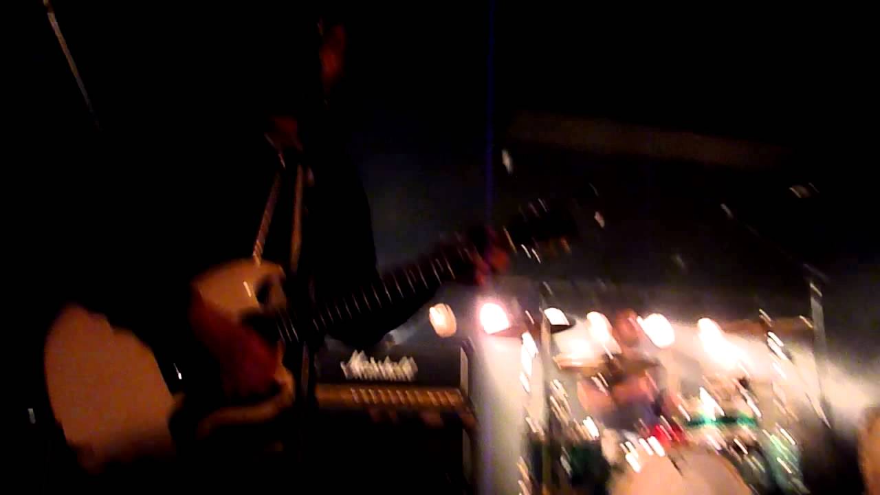 The Lemonheads - Hannah & Gabi / Kitchen / Ceiling Fan (Cologne, 12 May 2012)