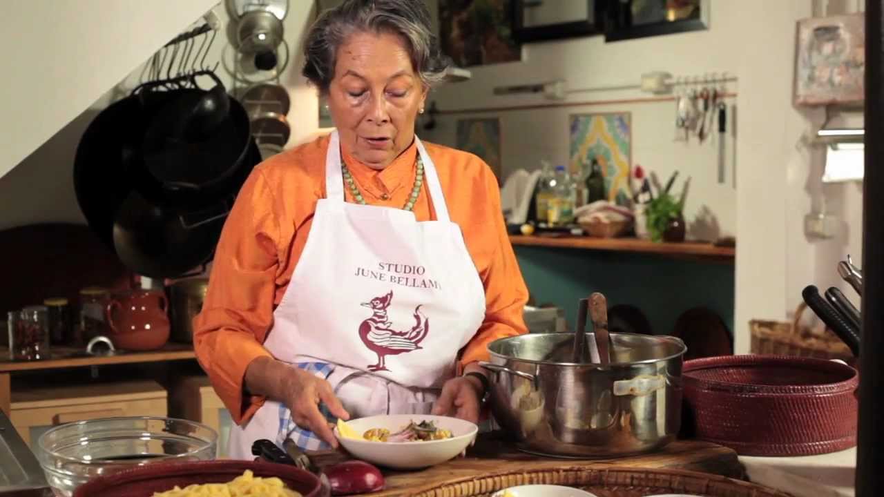 Myanmar - Burmese dish: Un no khauk swe - 2 recipe (chicken with noodles and coconut)