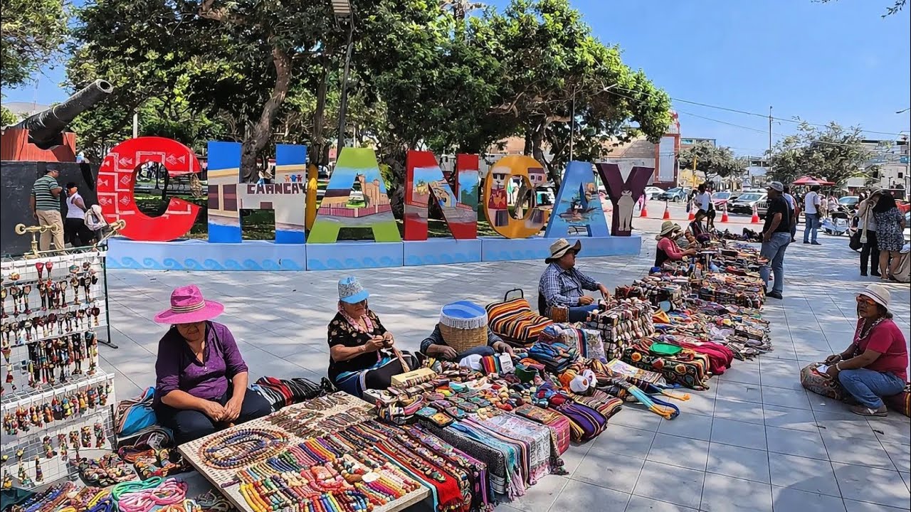 ¡Visite la CIUDAD de CHANCAY! Venden todo tipo de Artsania en la Plaza 