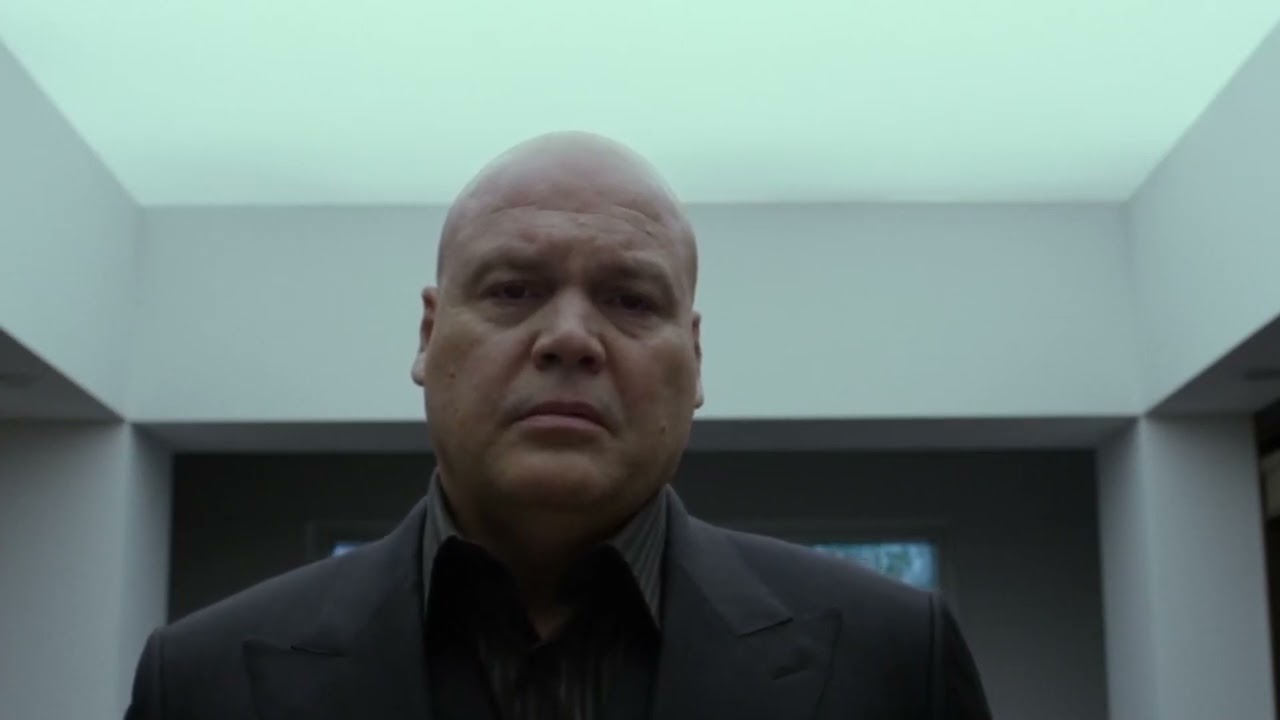 Wilson Fisk sees his younger self in the mirror [daredevil season 1]
