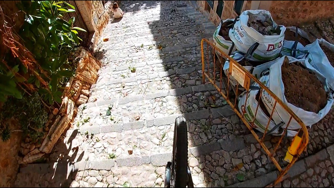 SHREDDING SICK TRAILS IN MALLORCA!