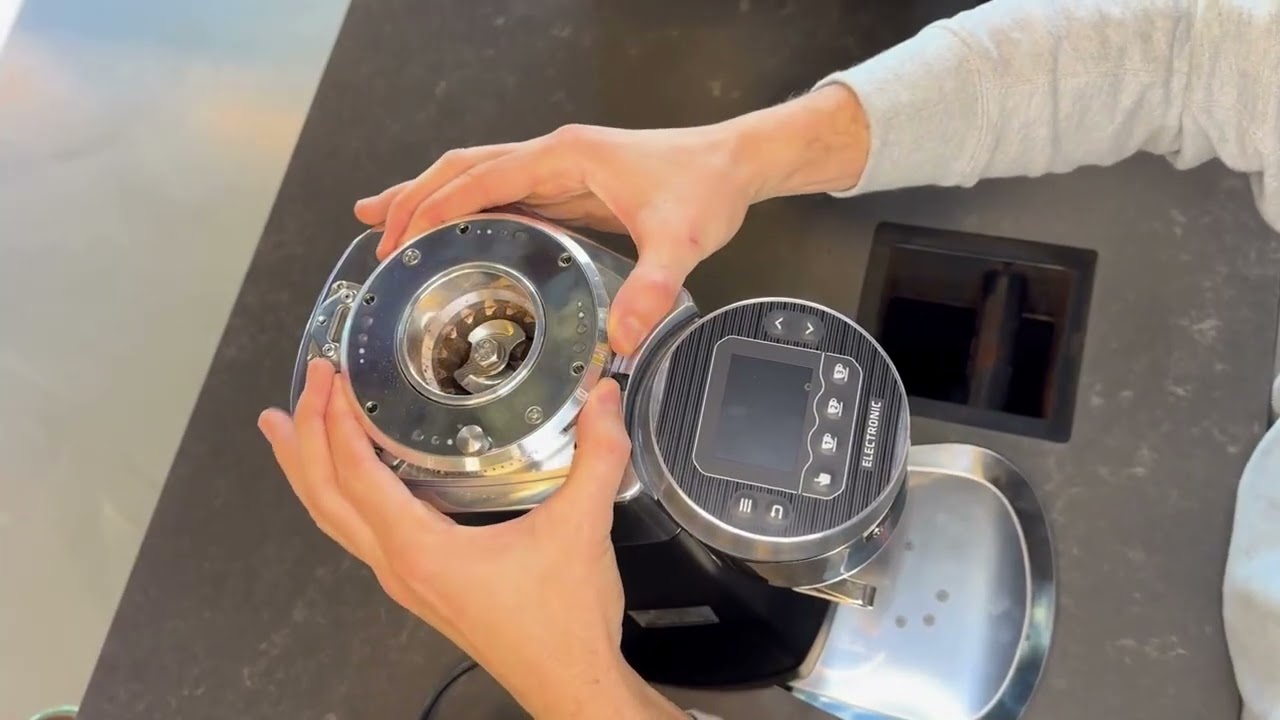 How to clean the Mazzer Kony