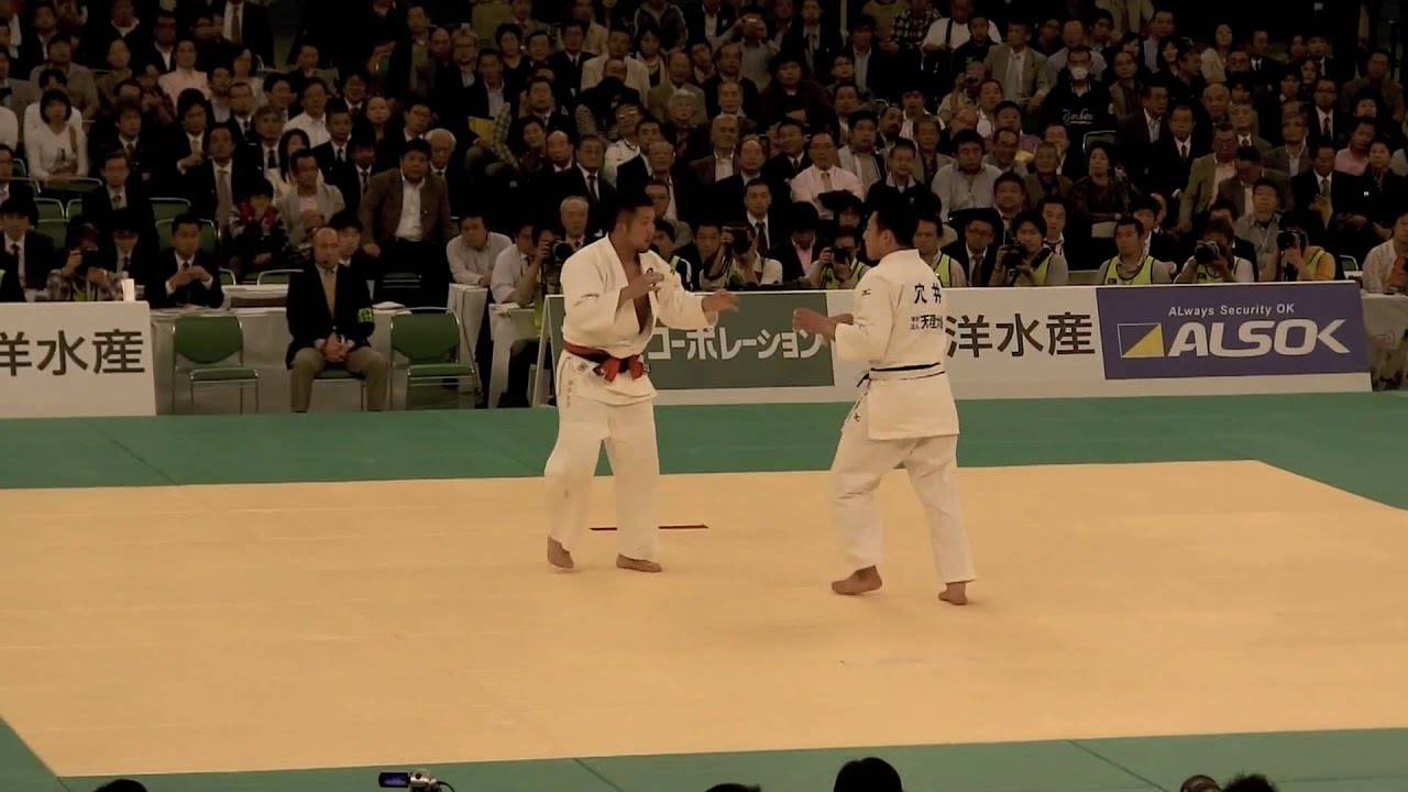 決勝　鈴木桂治 VS 穴井隆将　2011 全日本柔道選手権大会