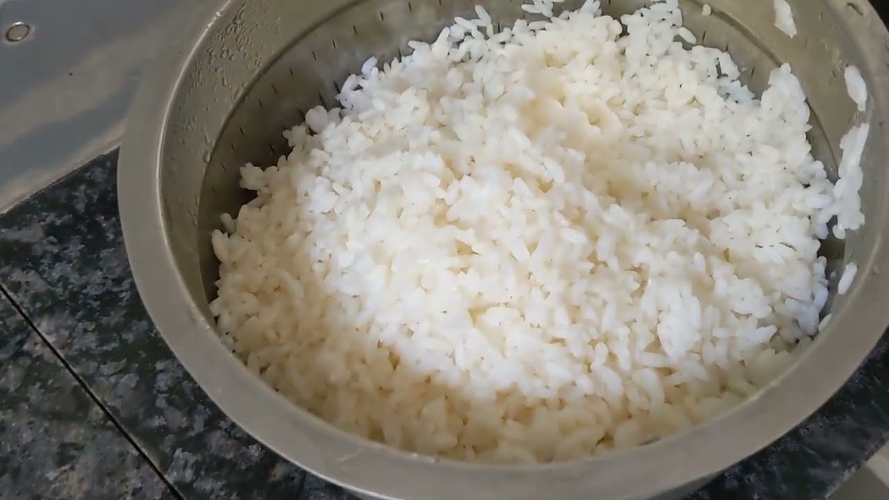 അങ്ങനെ ഇന്ന് ഞങ്ങൾക്ക് ഒരു സർപ്രൈസ് ഗിഫ്‌റ്റ് കിട്ടി😄😄