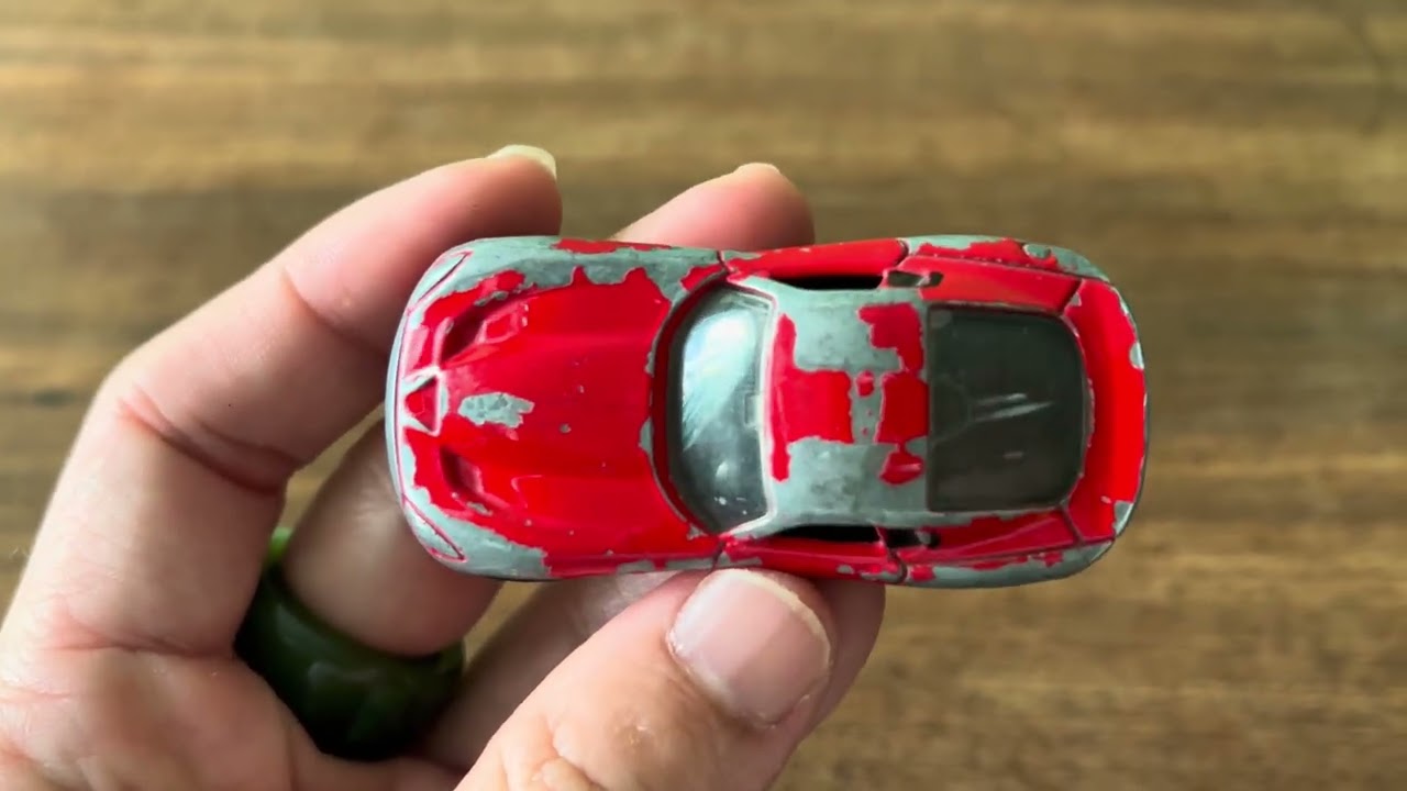 Tomica SRT Viper GTS No.11