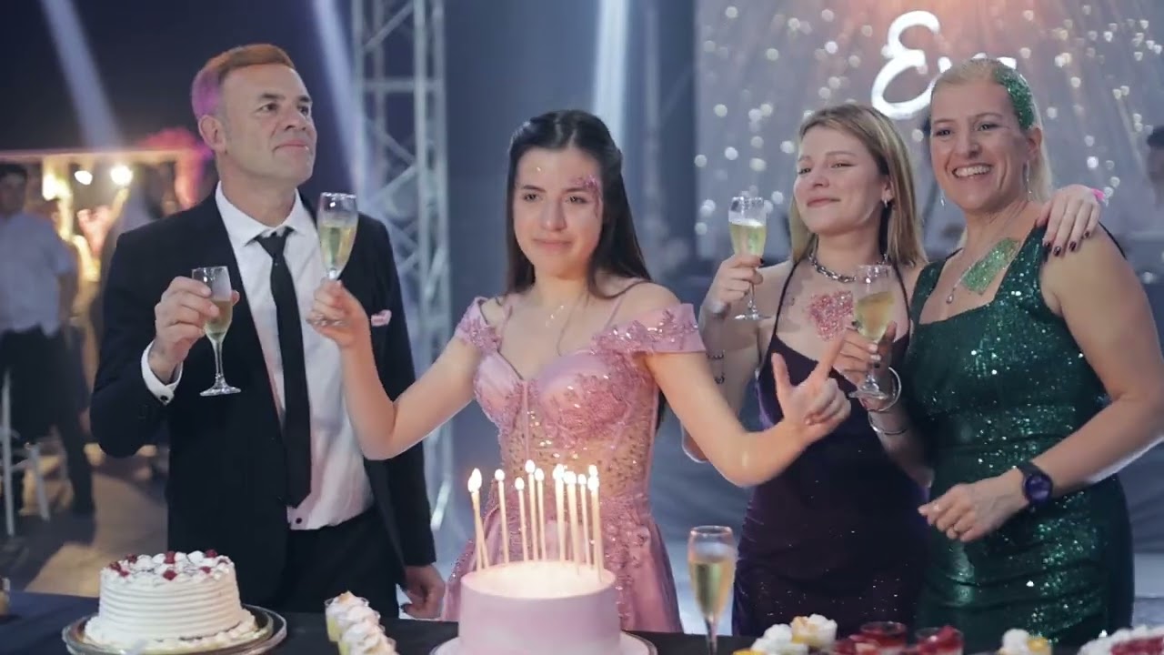 HIGHLIGHTS EVA XV AÑOS