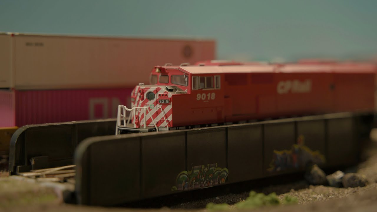 Layout update 4 - bridge and new engines