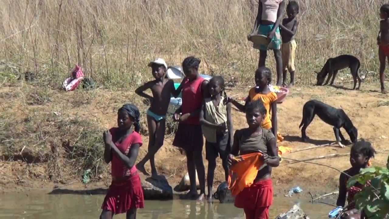 MADAGASCAR- Ambilobe à Vohemar (Au pays des chercheurs d'Or) 1/3
