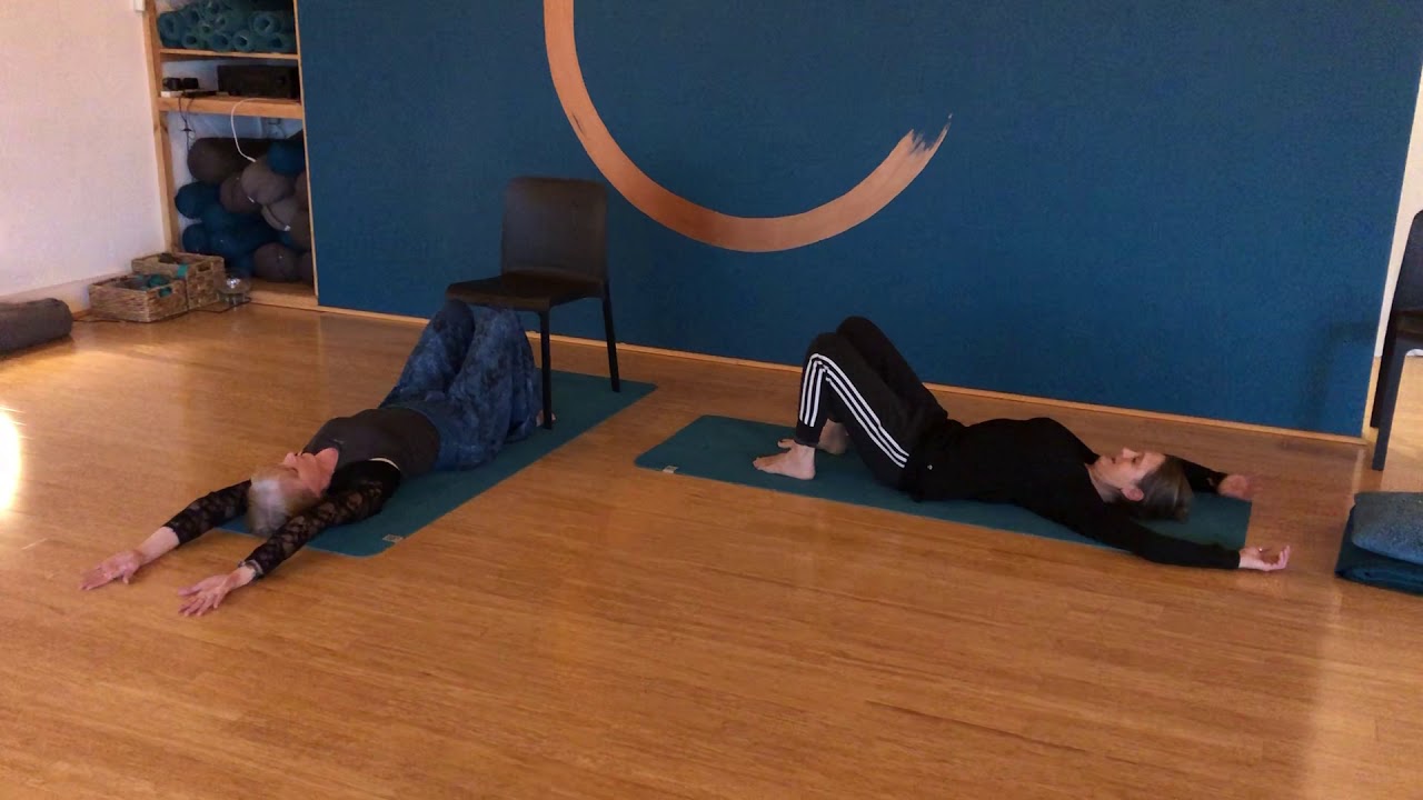 Yoga for Dog Groomers by Abbfabb Grooming Scissors and Space to Move
