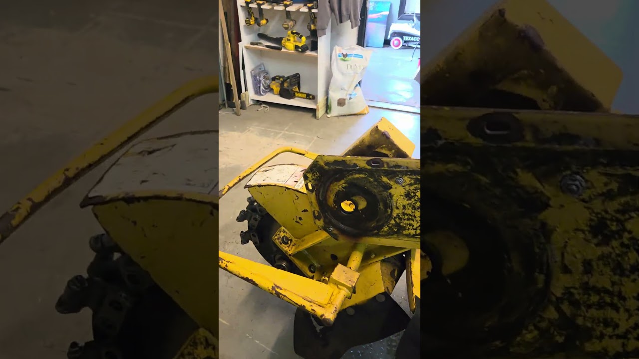 #mechanic #automobile #stumpgrinding  remodel vermeer 252 23.5 hp #tree #stumpgrinding