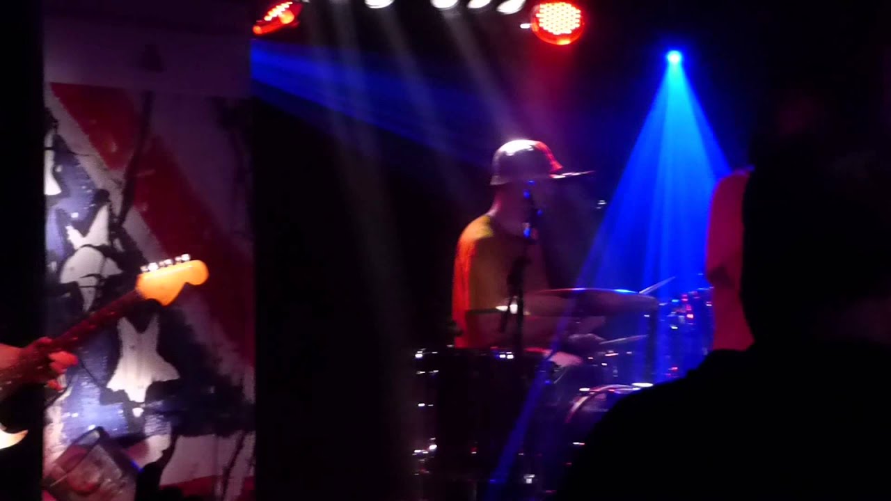 Total Stone Roses - I Am The Resurrection (Chinnerys, Southend. 20/02/2016)