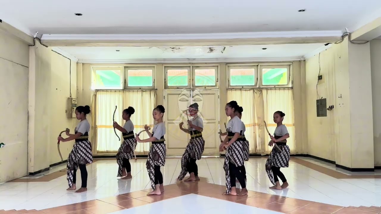 Tari Keprajuritan Ksatriya ( Siswa Siswi Sanggar Karya ) | 