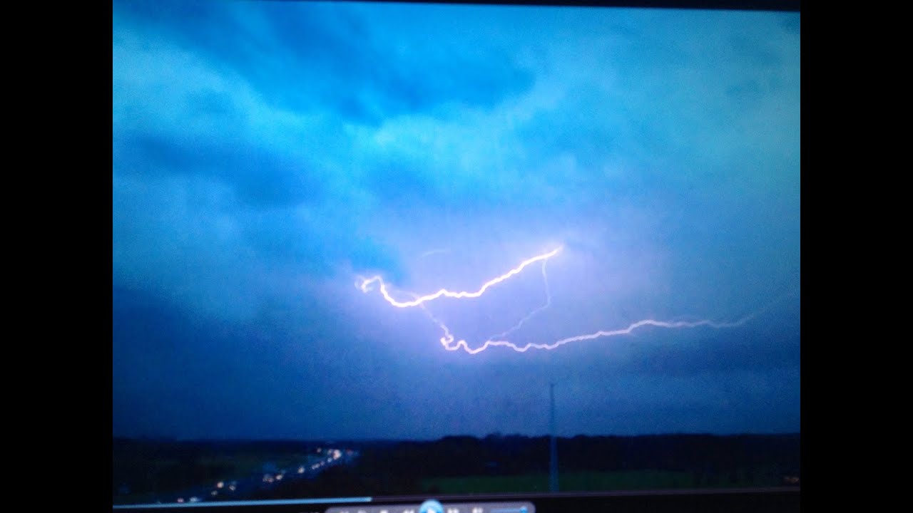 Onweersbuien/hevig onweer op 3 januari 2014