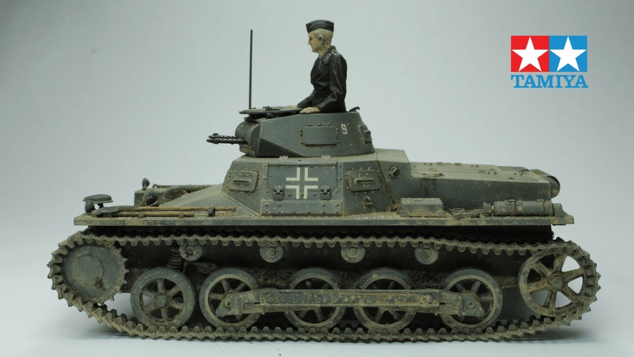 Building the 1/35 Tamiya Panzer 1 B - A GREAT Kit