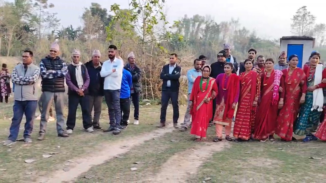 सुदूरपश्चिममा खेलिने देउडा खेल प्रत्येक हप्ताको शनिबार  कैलाली लम्की गप्का हाटबजारमा लाग्ने गर्छ।#