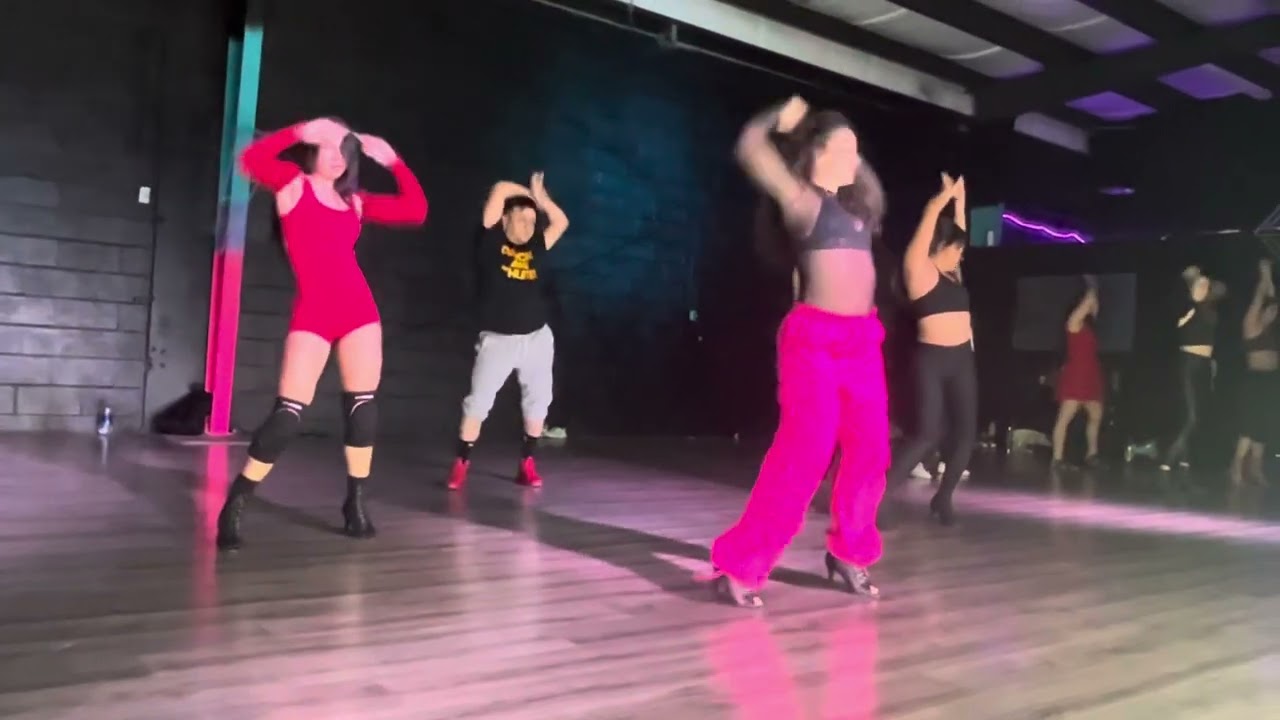 Karol G & Shakira- TQG (dance)