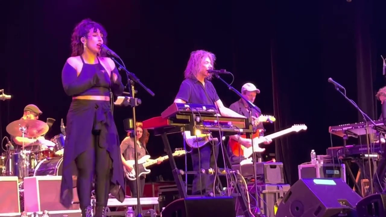 “Houses In Motion”Jerry Harrison and Adrian Belew of Talking Heads live in Akron, OH 2/27/23