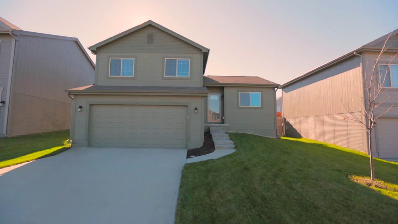 Property for Sale: 19607 S St, Omaha, NE 68135, The OmahaRealEstate.com Team (CBSHOME)